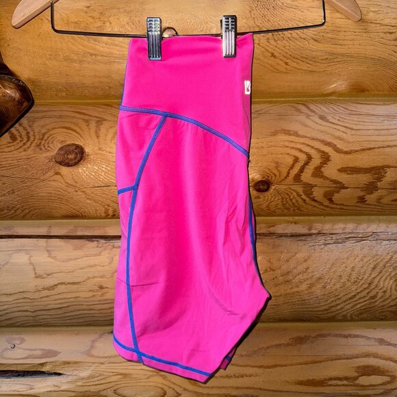 BuffBunny Surf & Turf Crop Wave Bike Short & Dive Zip Bra Set in Miami Vice Pink - Picture 10 of 14